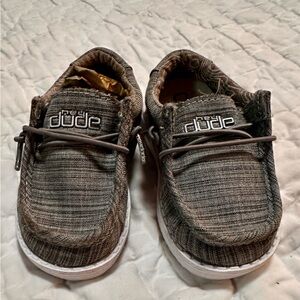 Hey dudes Size 6c gray.